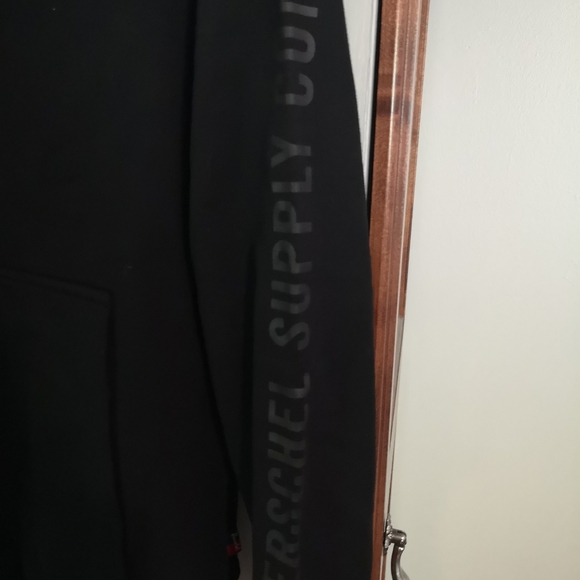 🌸 NWT Black Herschel Hoodie🌸 - Picture 5 of 5